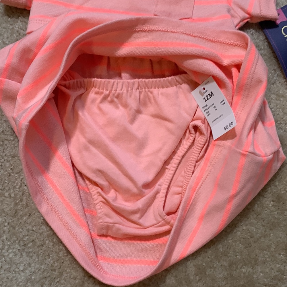 NWT girls dress with bloomers - Picture 2 of 3